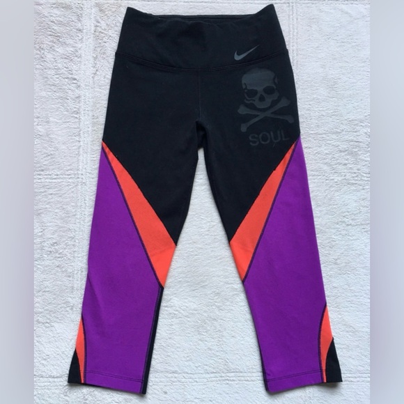 SOUL CYCLE T-Shirt & Soul Cycle/Nike Leggings Set, Size XS, Black, EUC - Picture 7 of 11